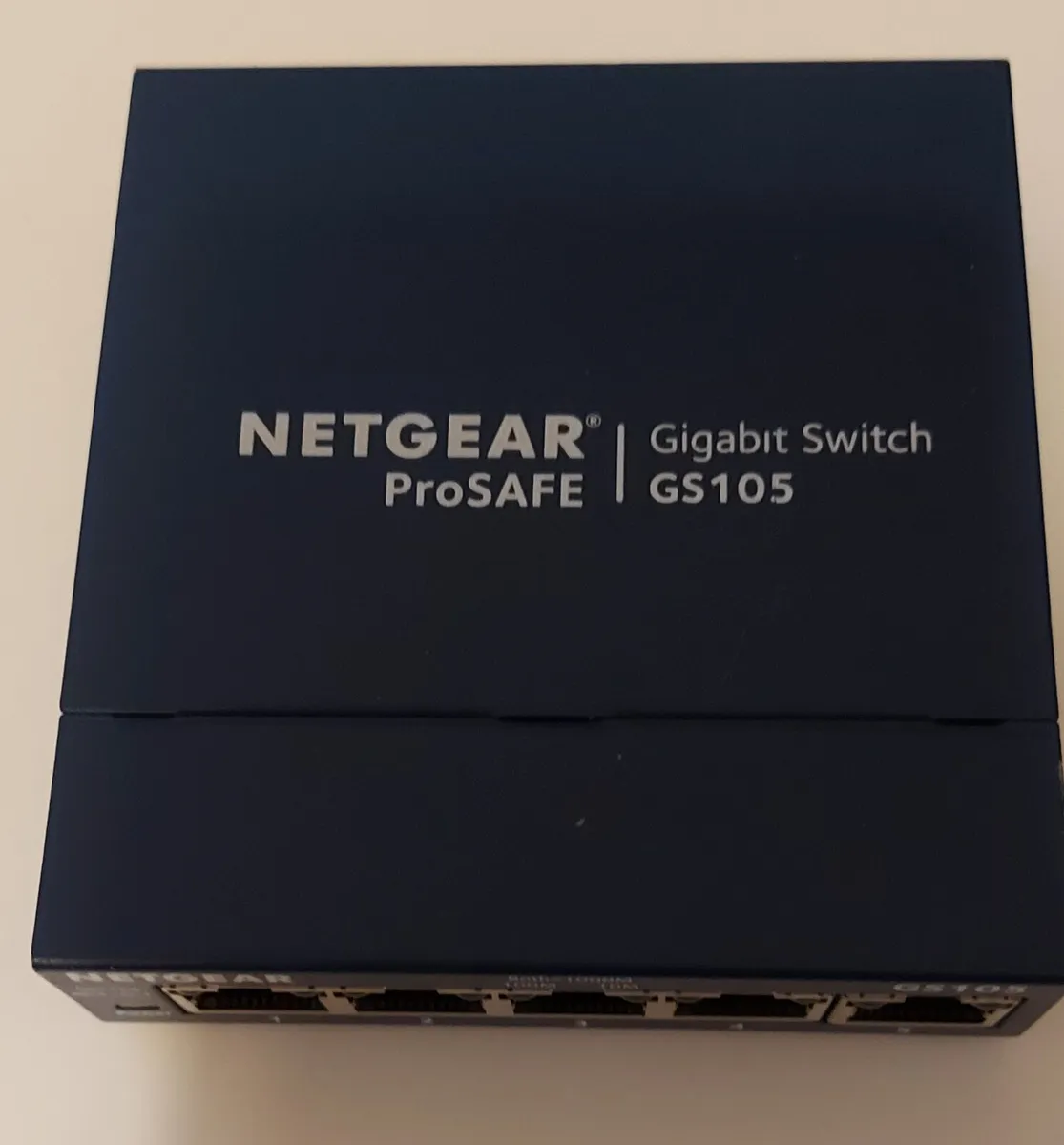 Netgear 5 Port Switch 10/100/1000 - Image 2