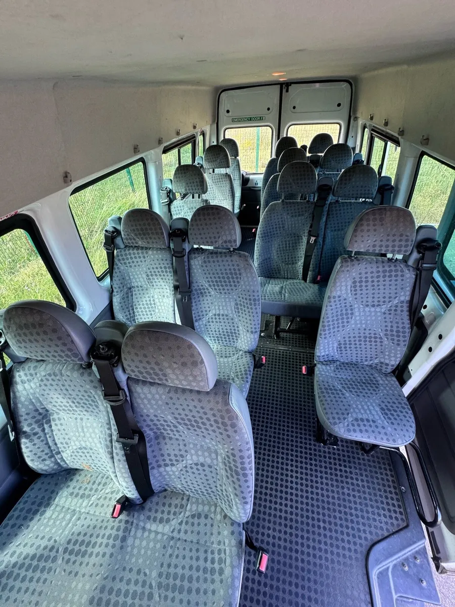 Ford Transit Minibus - Image 4