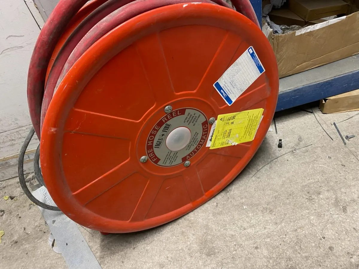 Fire hose reel - Image 2