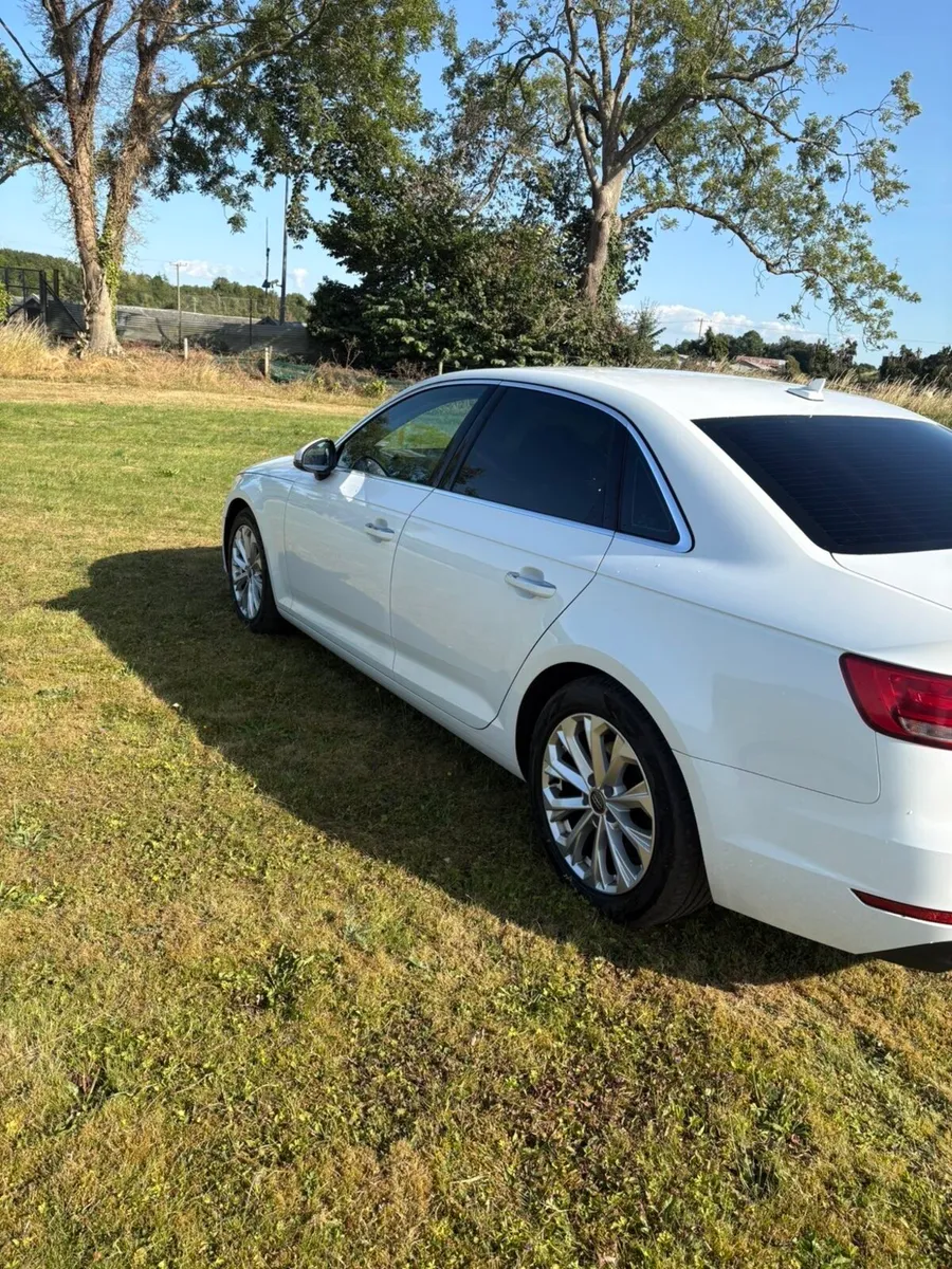 AUDI A4 ULTRA TDI 171 - Image 4