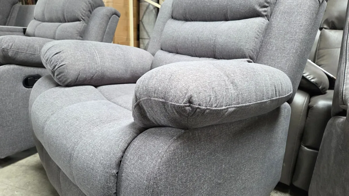 NEW Fully reclining IVY Sofas - Image 2
