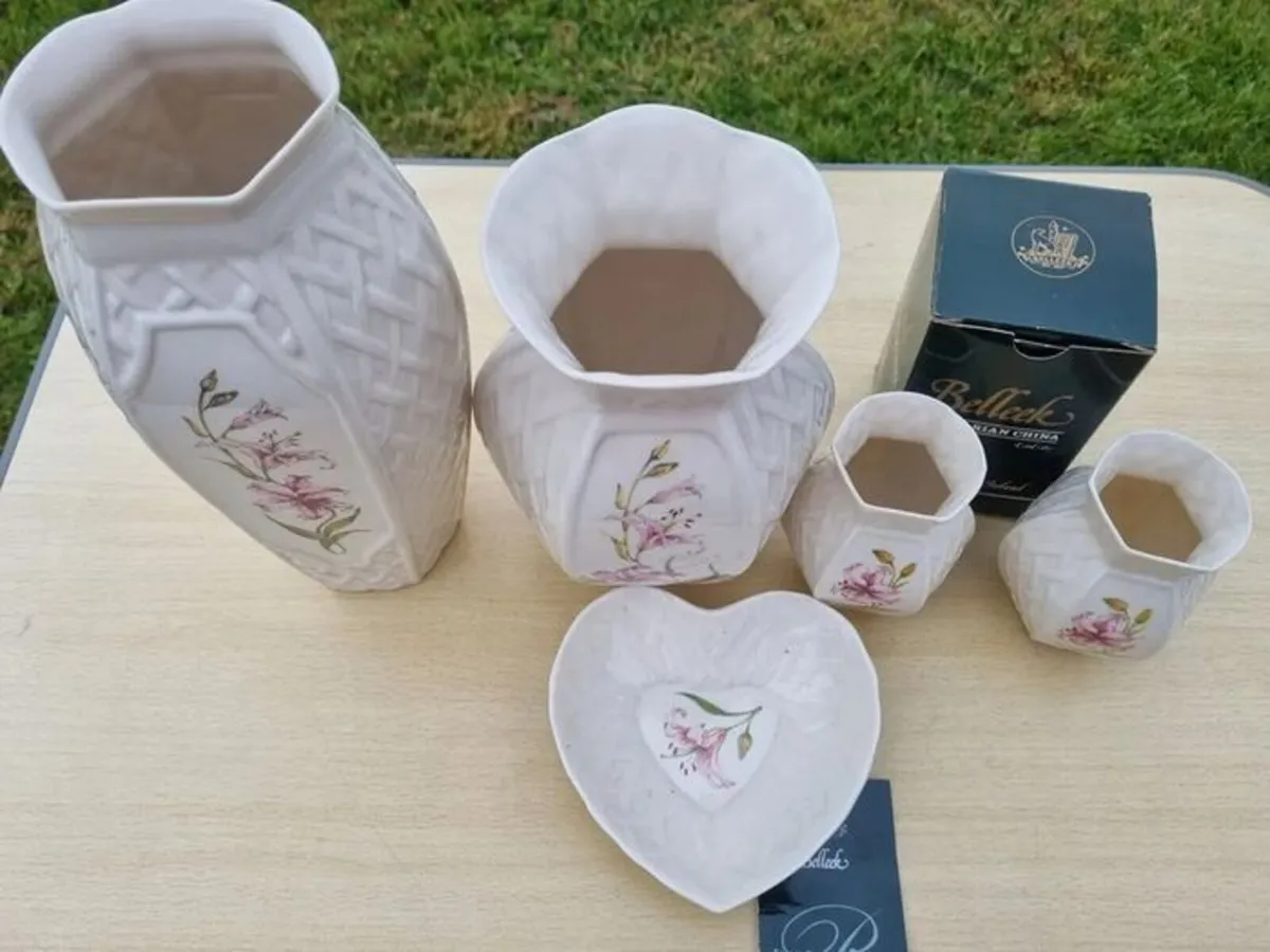 Belleek Pottery porcelain set - Image 3