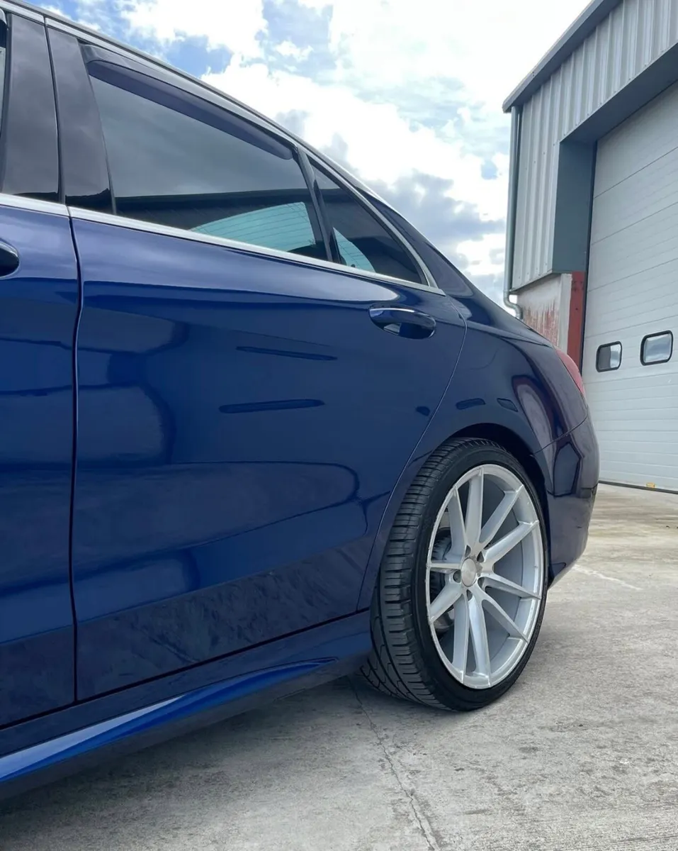 Mercedes C Class 220d - Image 4