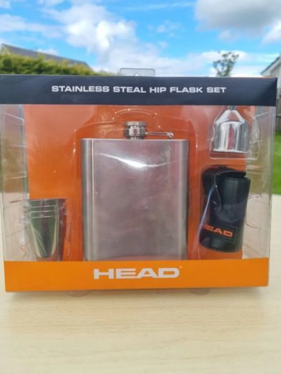 HEAD stainless steel hip flask set - Image 3