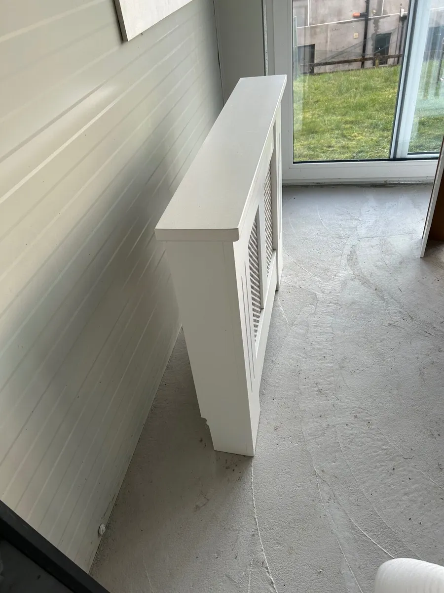 Radiator cover - Image 3
