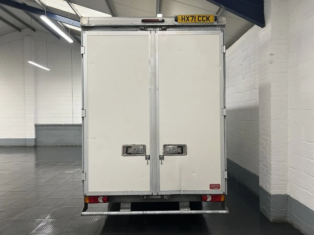 2021 Peugeot Boxer Luton Low Loader Van - Image 4