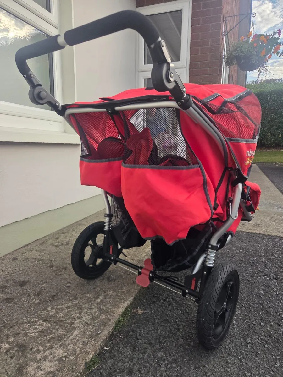 Out and about double pram - Image 3