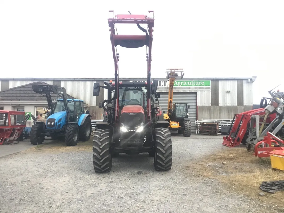 Case Maxxum 125 And Quicke Q4L Loader - Image 2