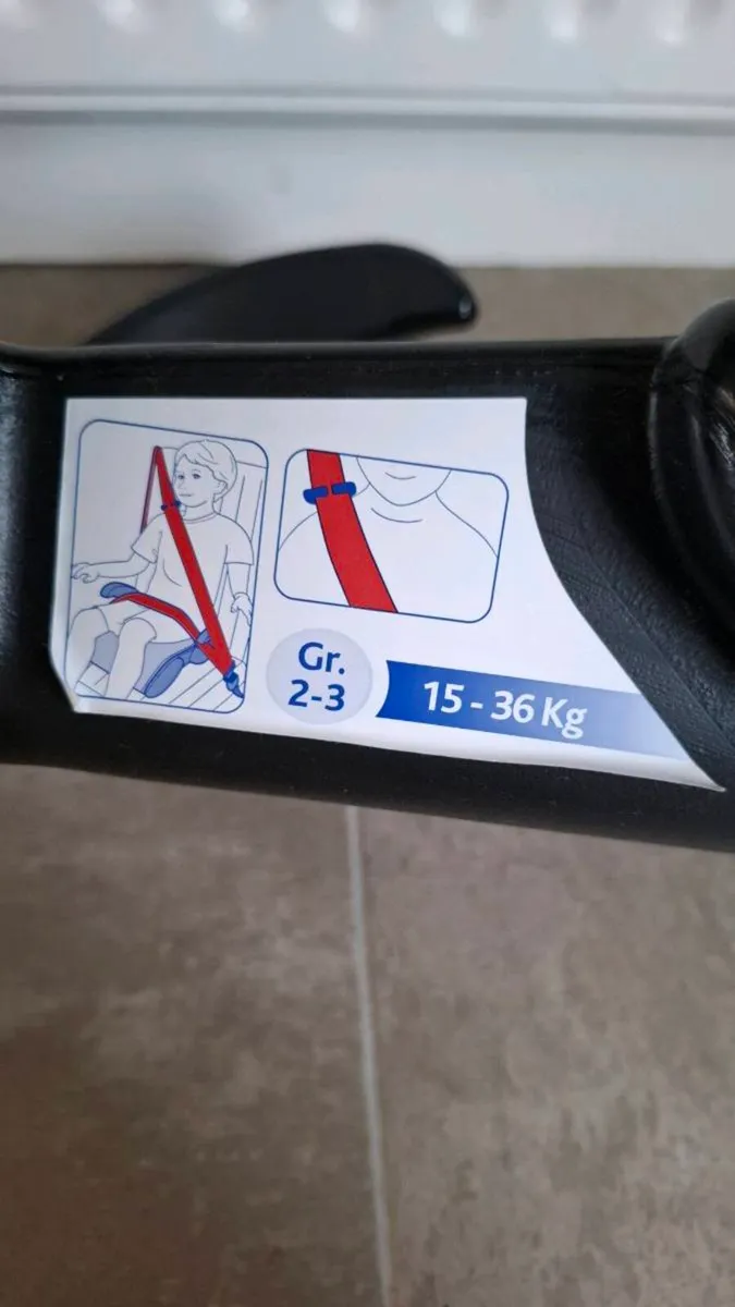 Chicco Car Booster Seat - Image 4
