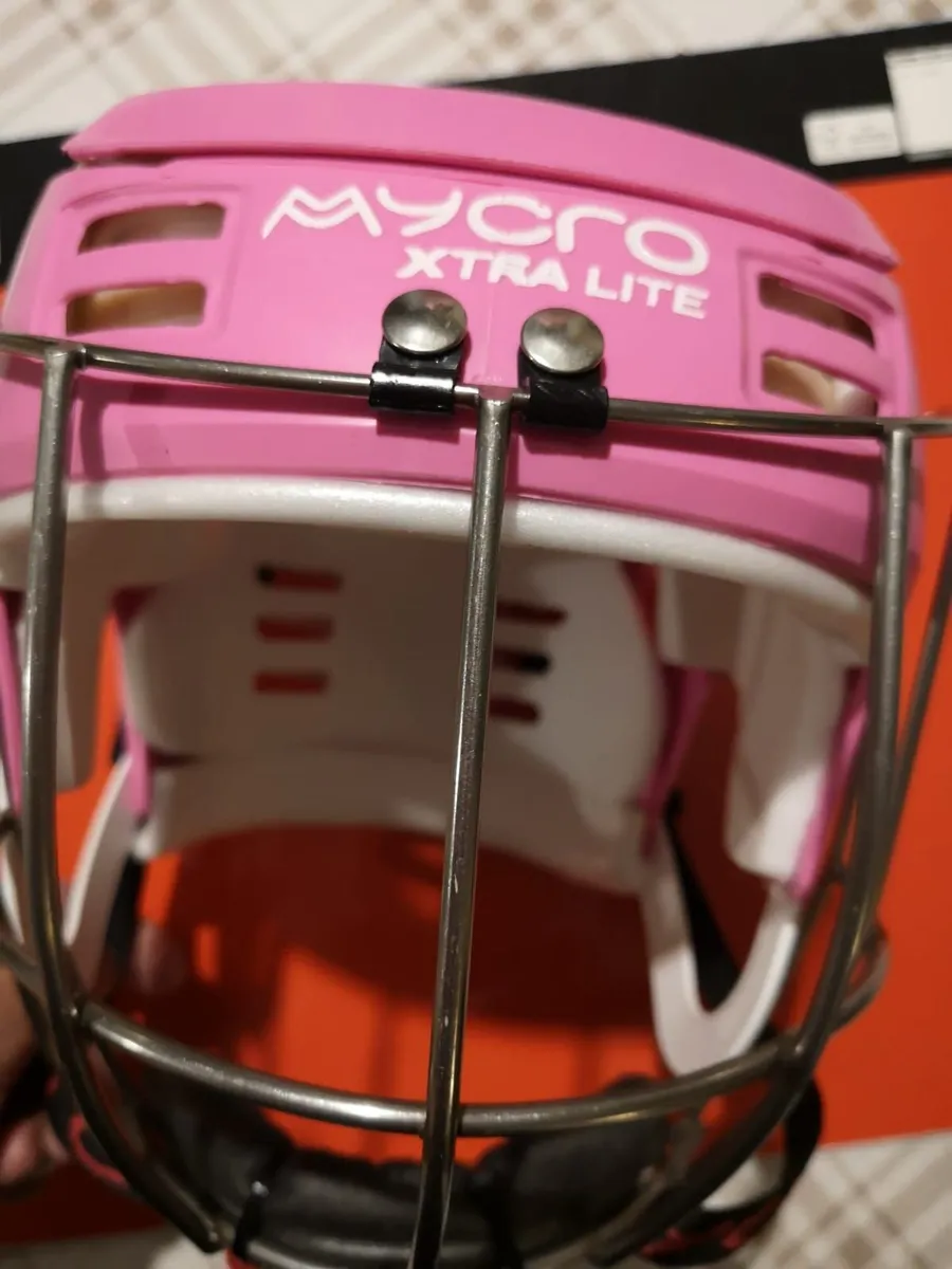 Hurling / Camogie Helmet - Image 2