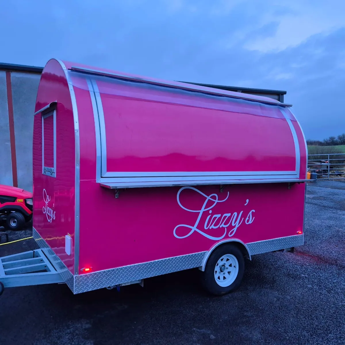 Coffee trailer - Image 4