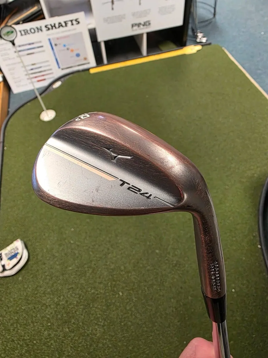 Mizuno T24 - Image 2