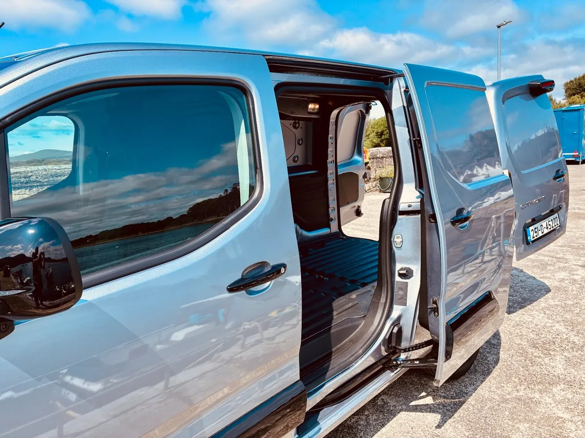 Citroen Berlingo 2025 LWB 1.5D EnterprisePlus - Image 3