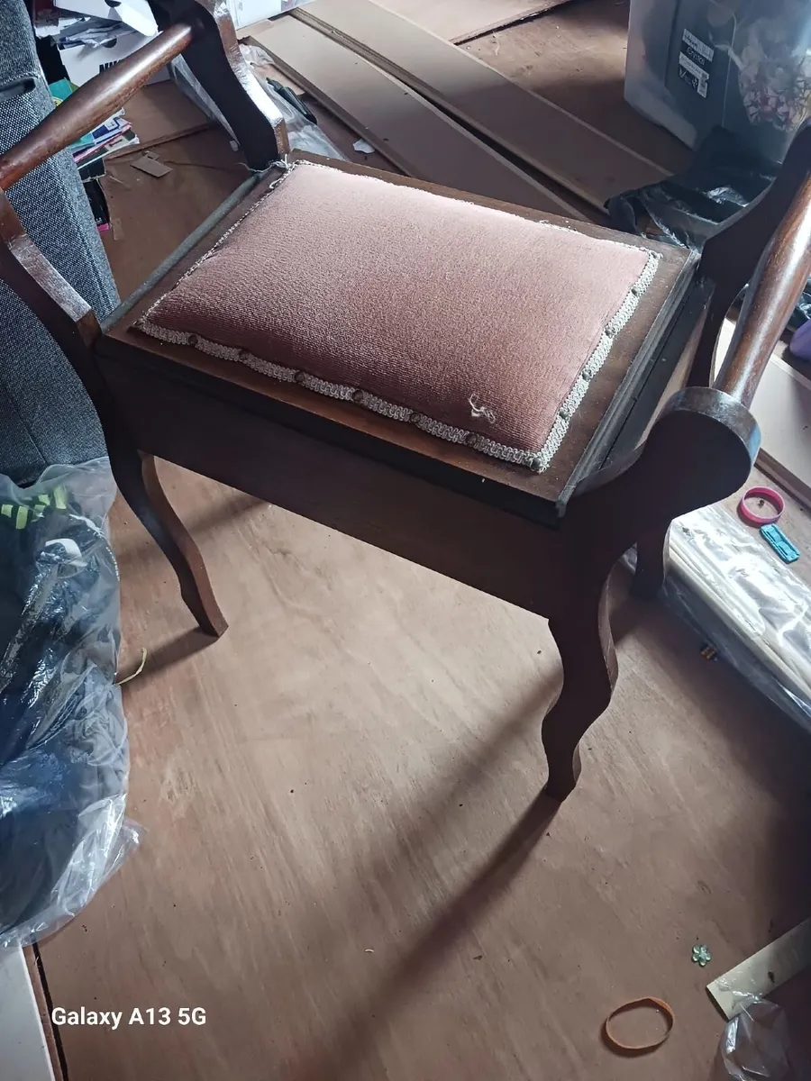 Piano stool - Image 4