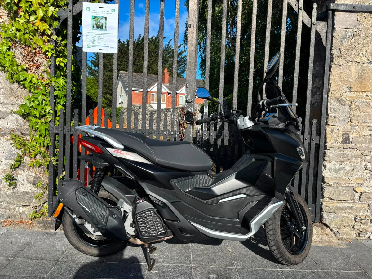 2023 APRILIA SR200 MOTO4U - Image 2