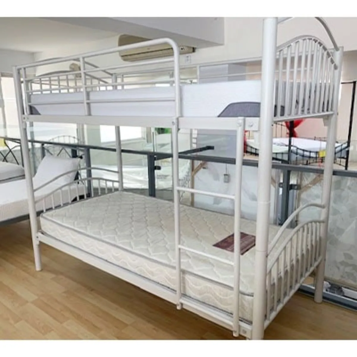 Bunk bed and matresses - Image 2