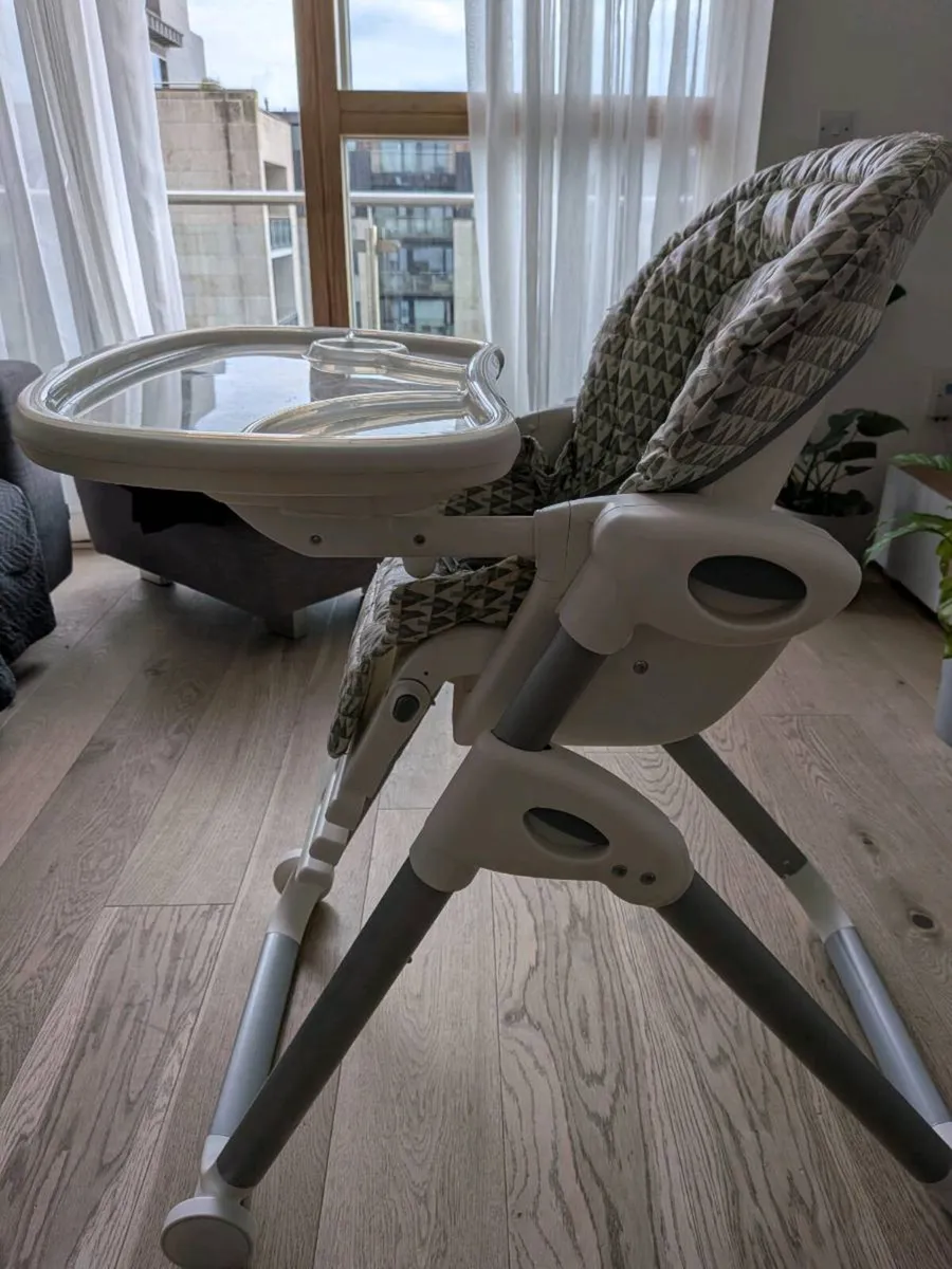 Baby chair - Image 2