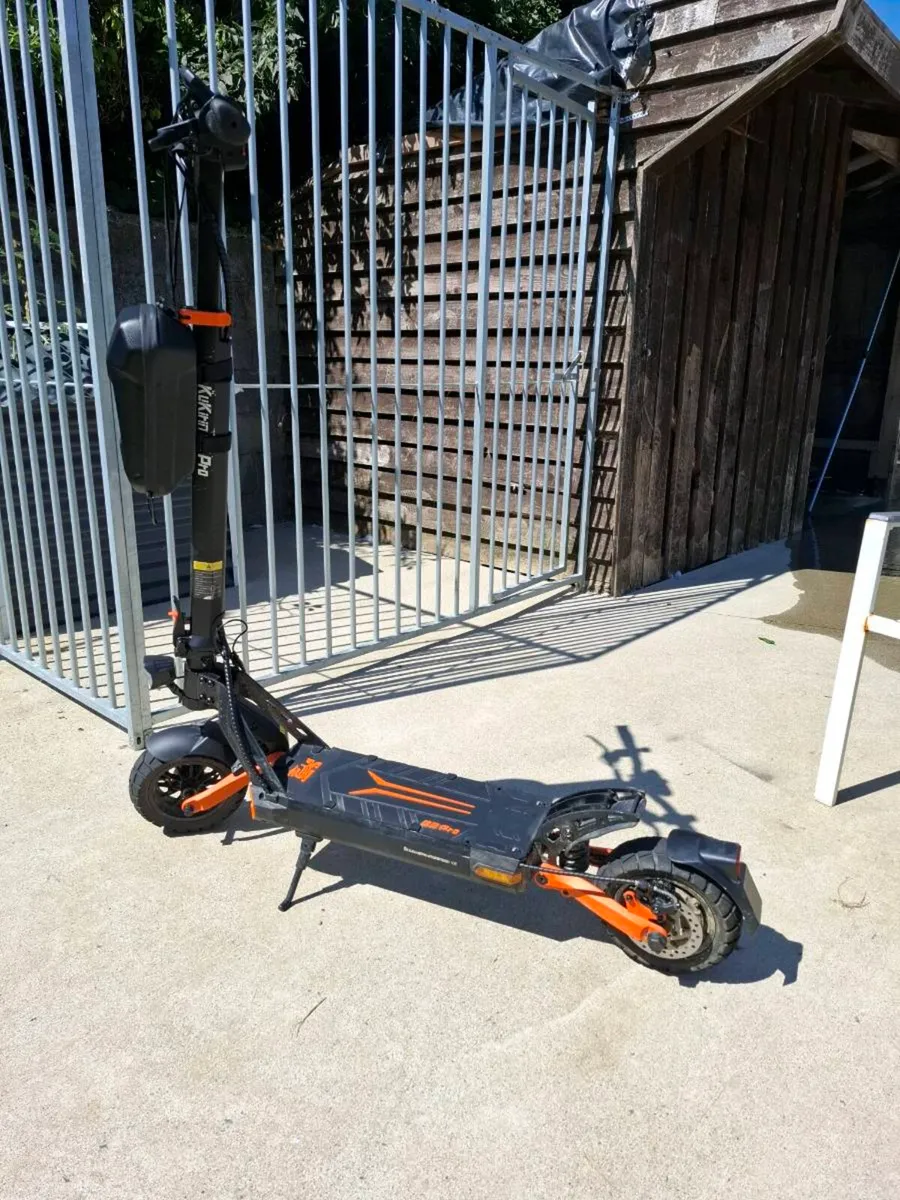 Electric scooter - Image 1