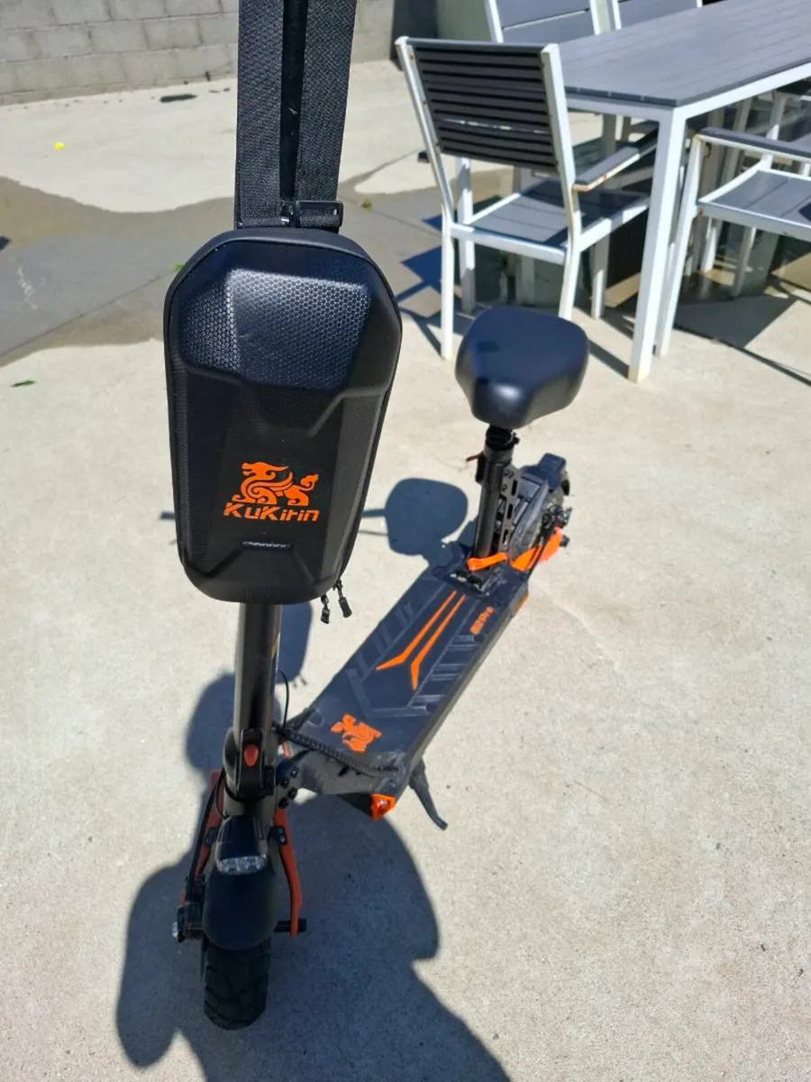 Electric scooter - Image 3