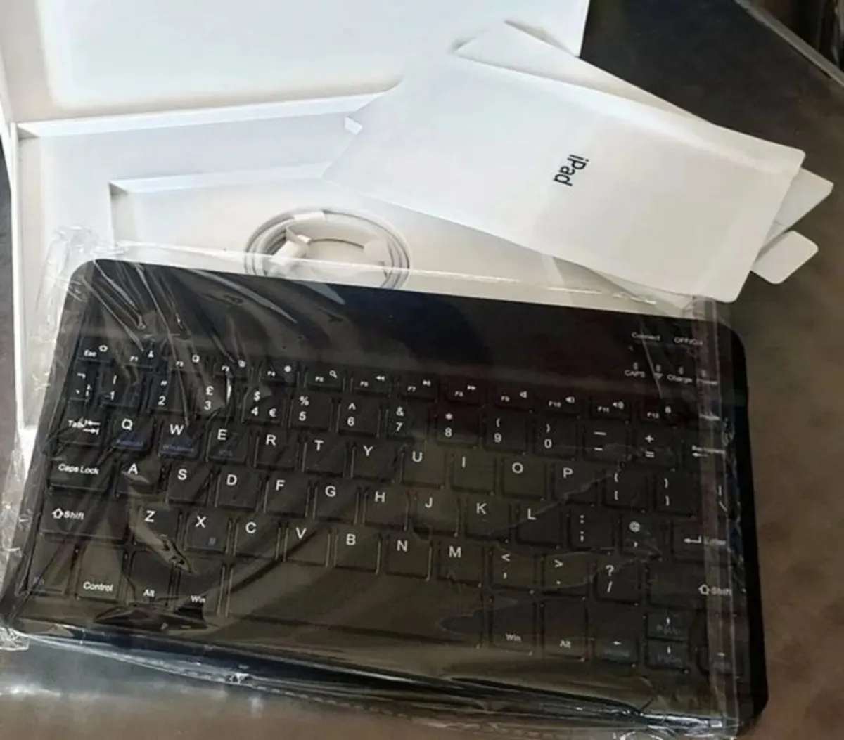BNIB Wireless Bluetooth Keyboard (UK Layout) - Image 3