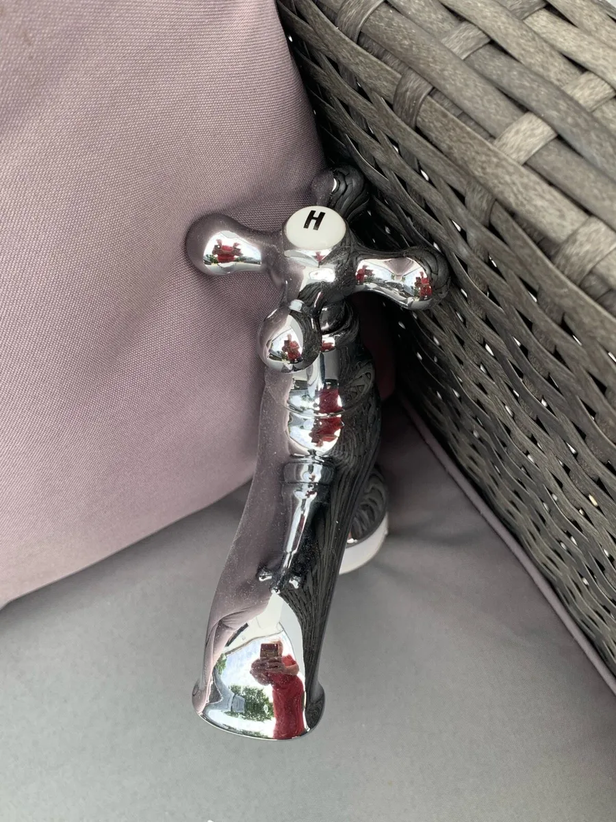 Genuine CP Heart single bath/sink taps - Image 1