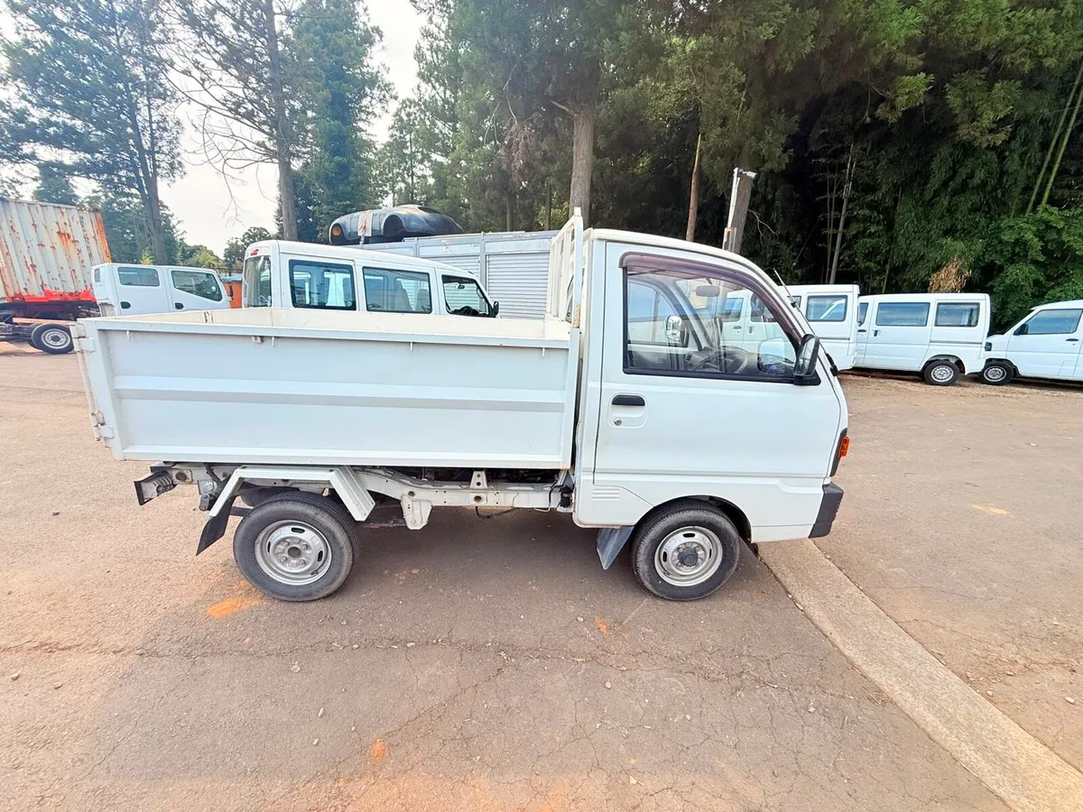 1994 Mitsubishi minicab 4wd tipper - Image 1