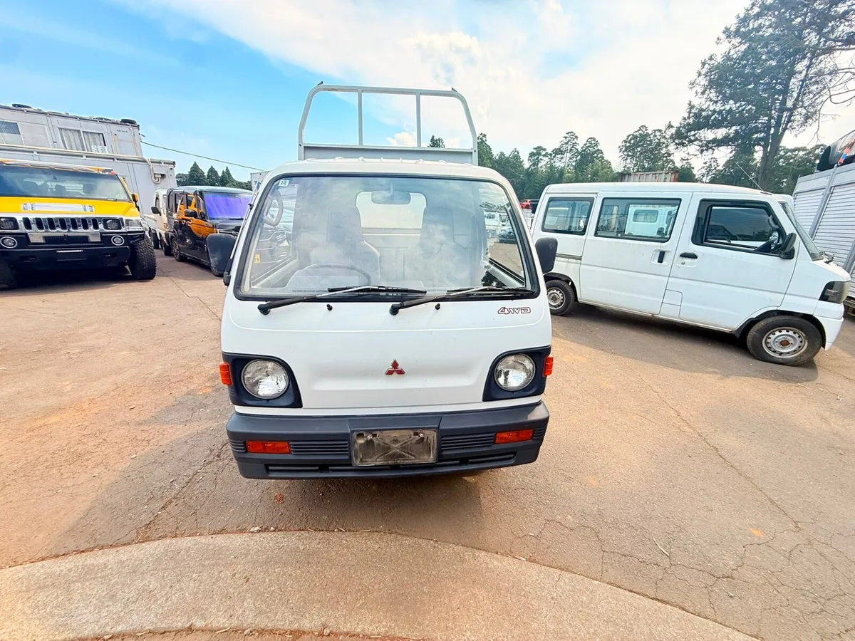 1994 Mitsubishi minicab 4wd tipper - Image 2