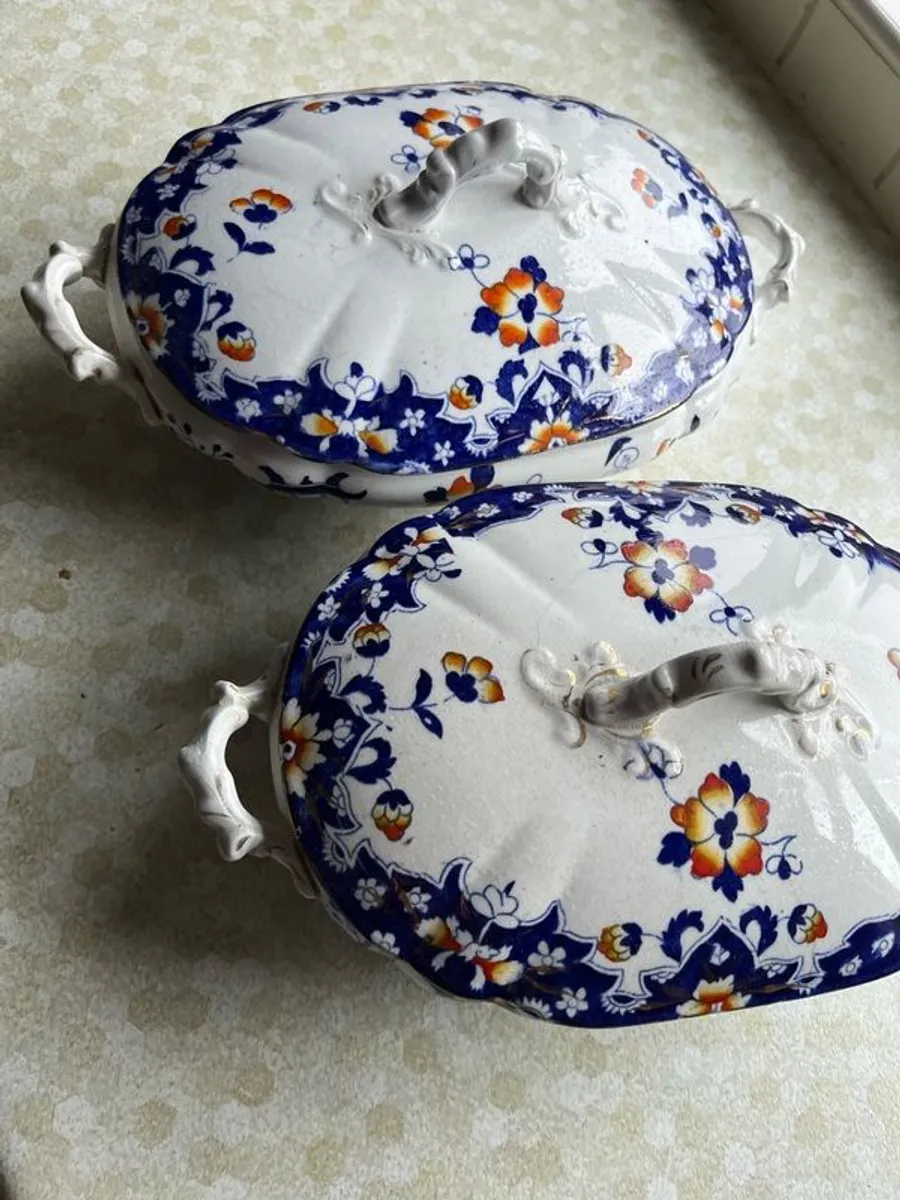 Porcelain Dinner Serving dishes - Image 1
