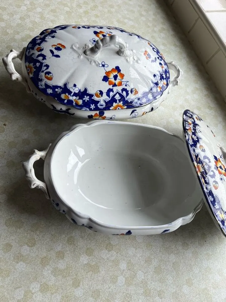 Porcelain Dinner Serving dishes - Image 2