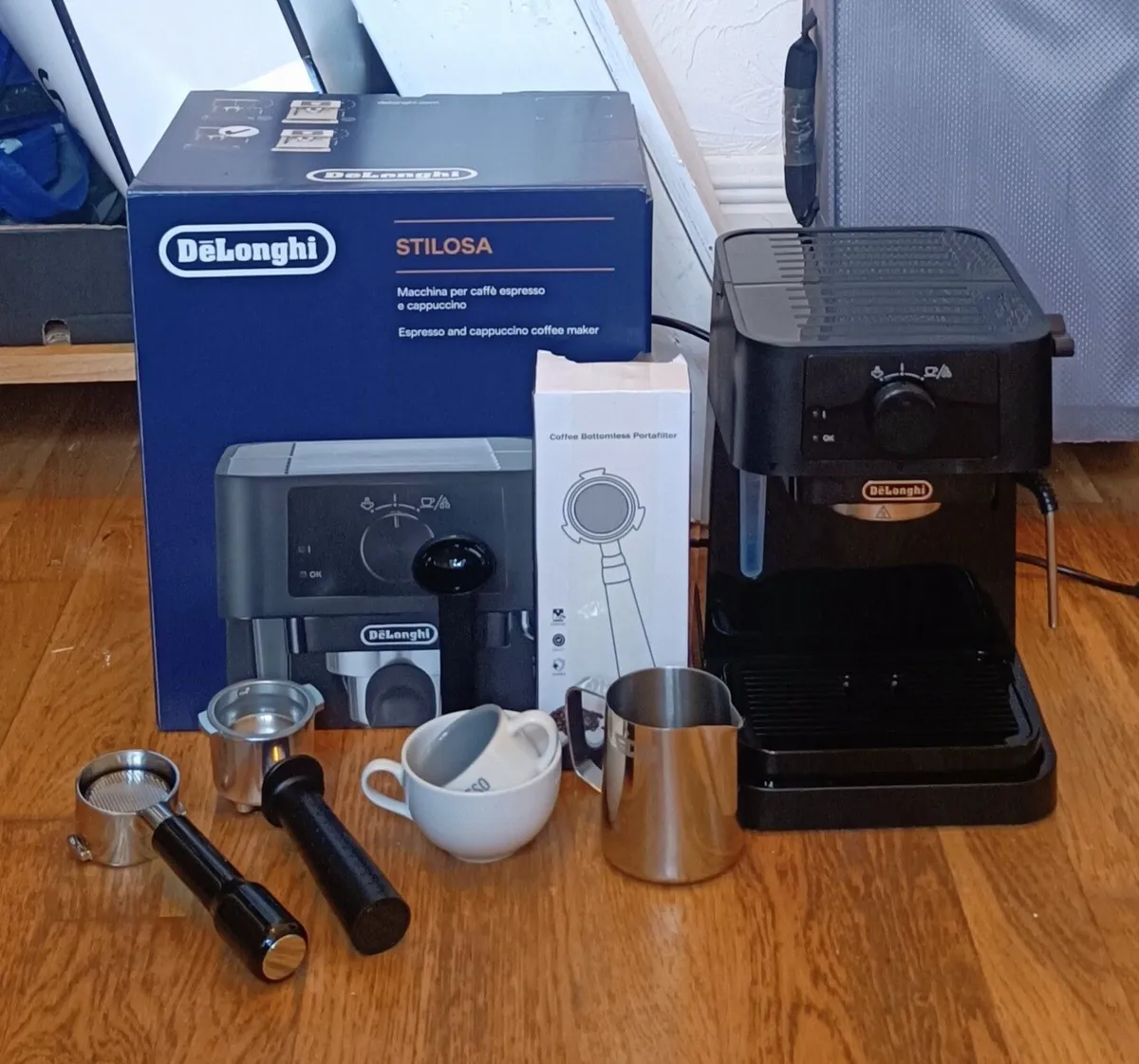 Delonghi Coffee Machine Espresso - Image 2