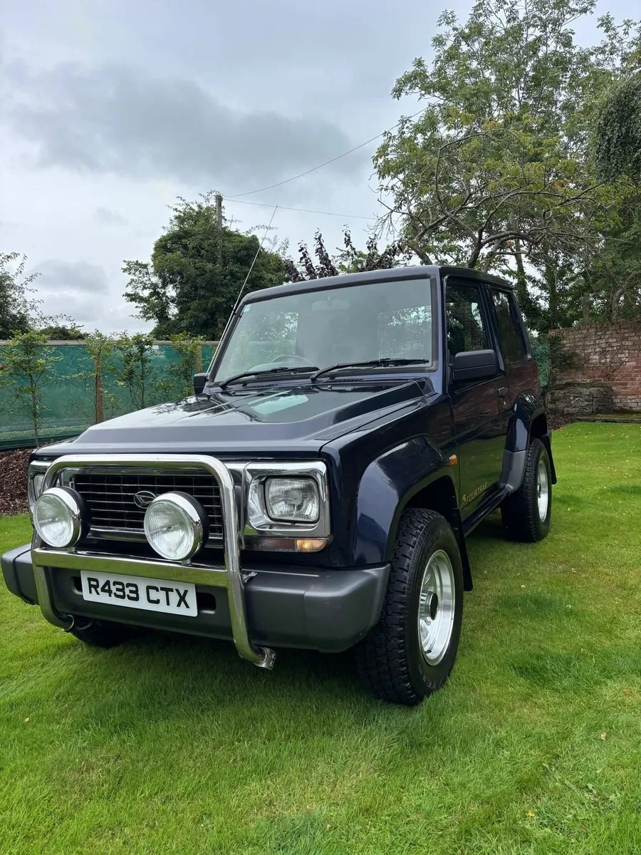 Daihatsu Fourtrak 1997 - Image 4