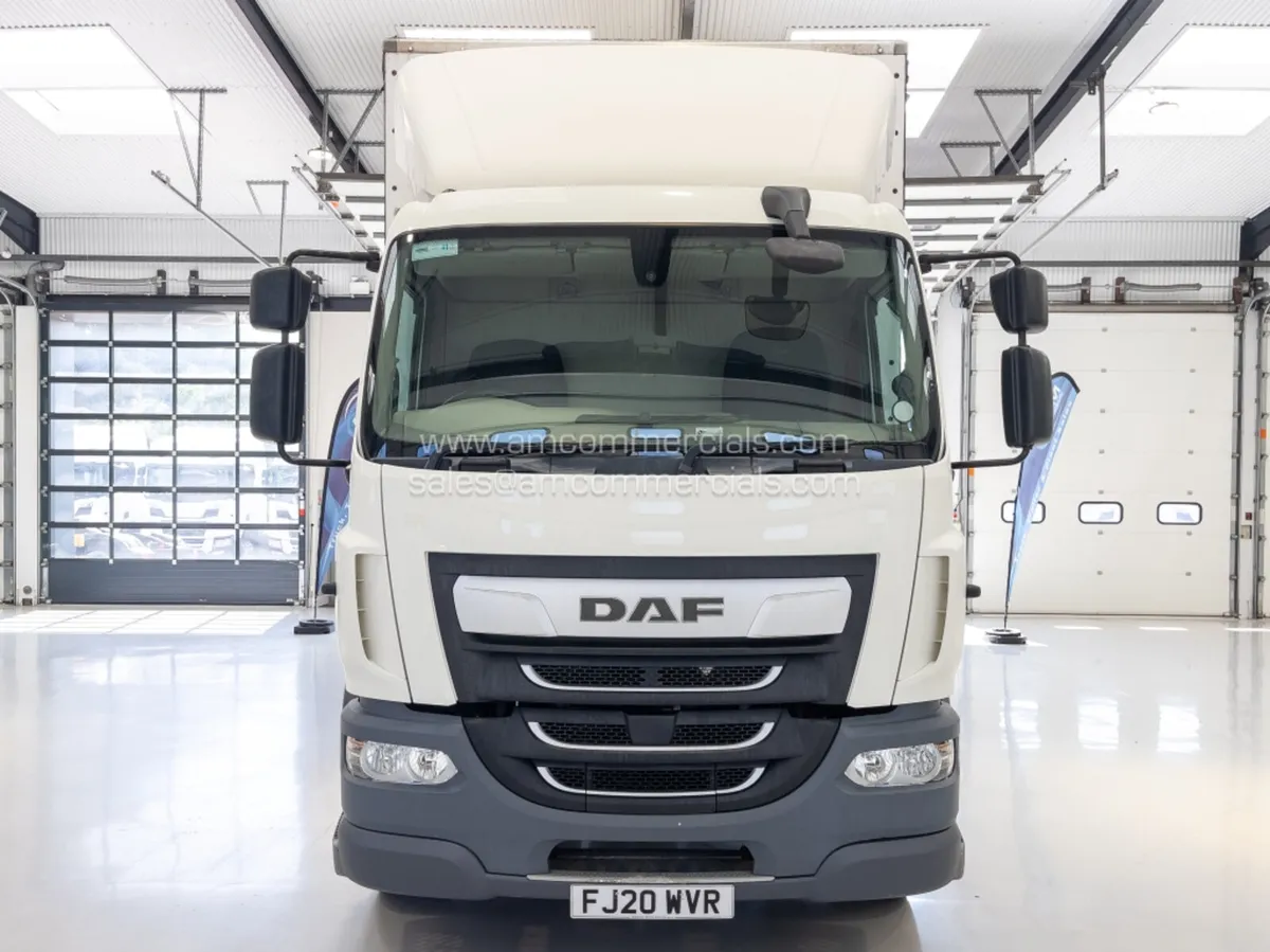 2020 DAF LF 230 CURTAINSIDER - Image 2