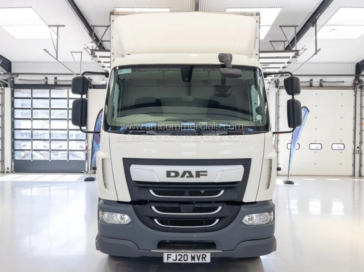 2020 DAF LF 230 CURTAINSIDER - Image 2