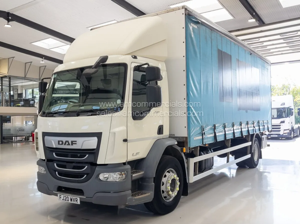 2020 DAF LF 230 CURTAINSIDER - Image 3