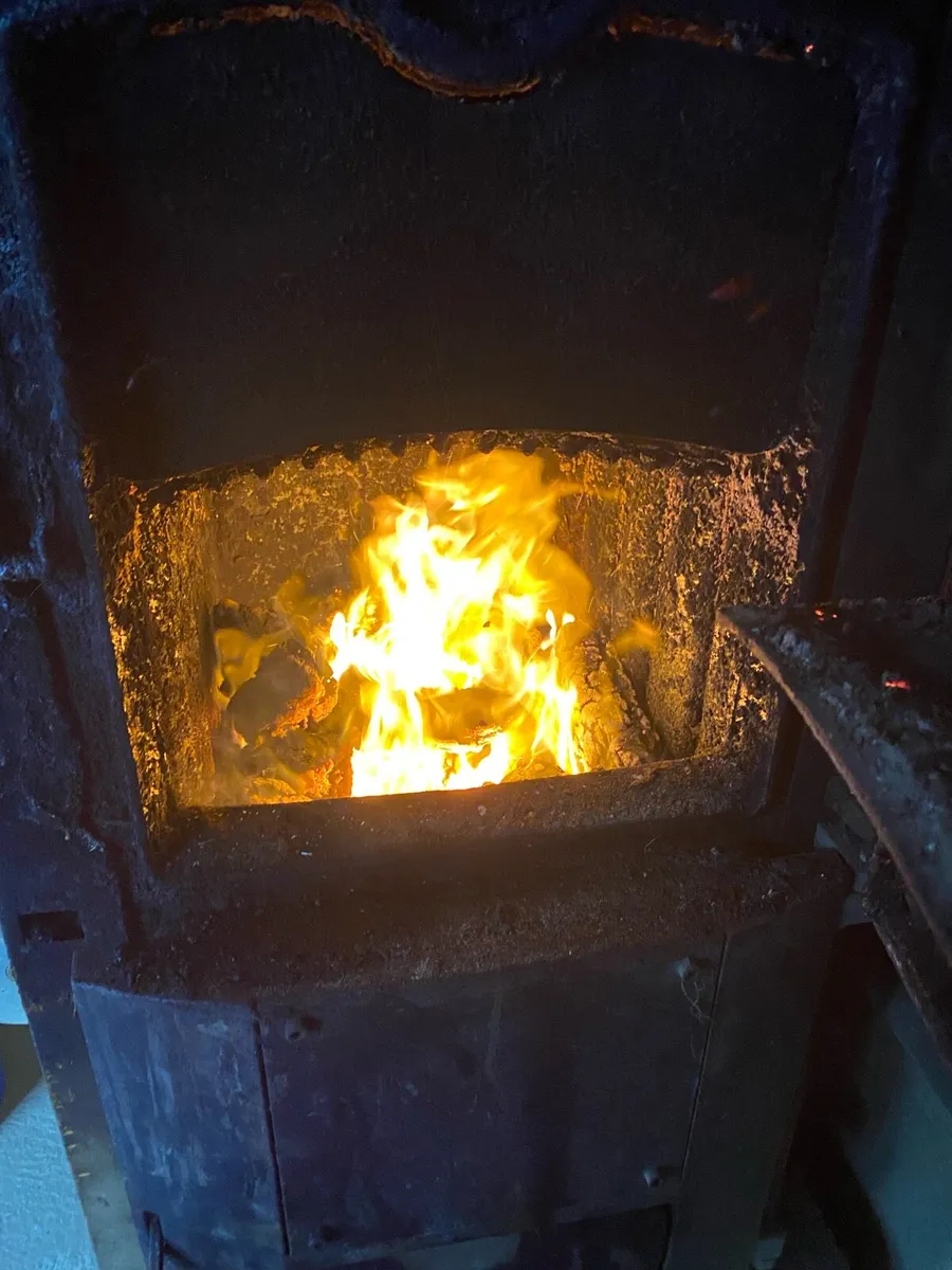 Solid Fuel Outdoor Stove - Image 3