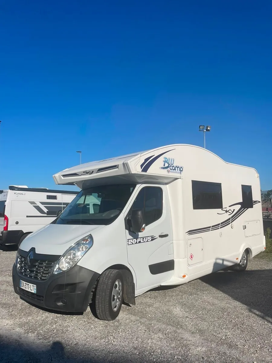 2018 Renault Master - Image 1
