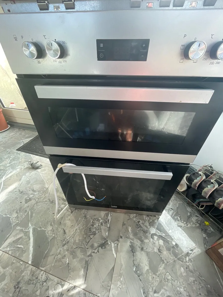 Beko Double Oven - Image 1