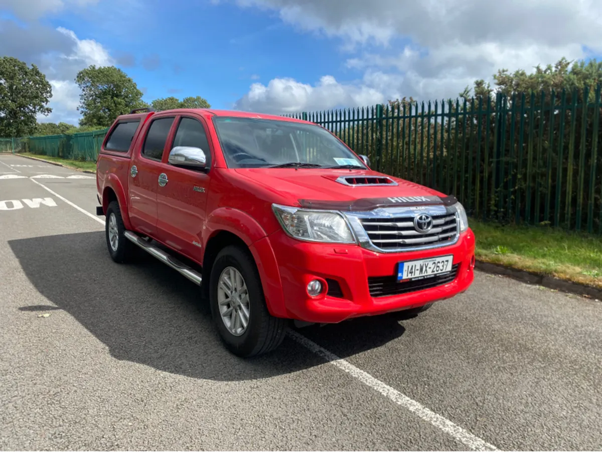Toyota Hilux INVINCIBLE D'CAB D-4D 4DR 3.0 D/C 171 - Image 4