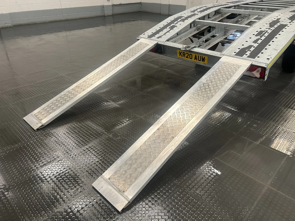 2020 Mercedes-Benz Sprinter Transporter Van - Image 3