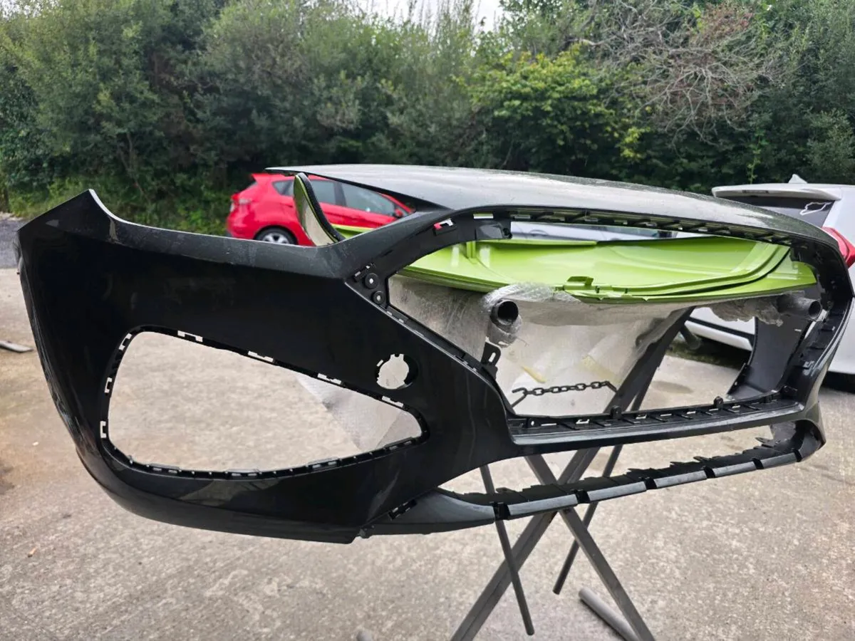 Hyundai i30 front bumper - Image 2