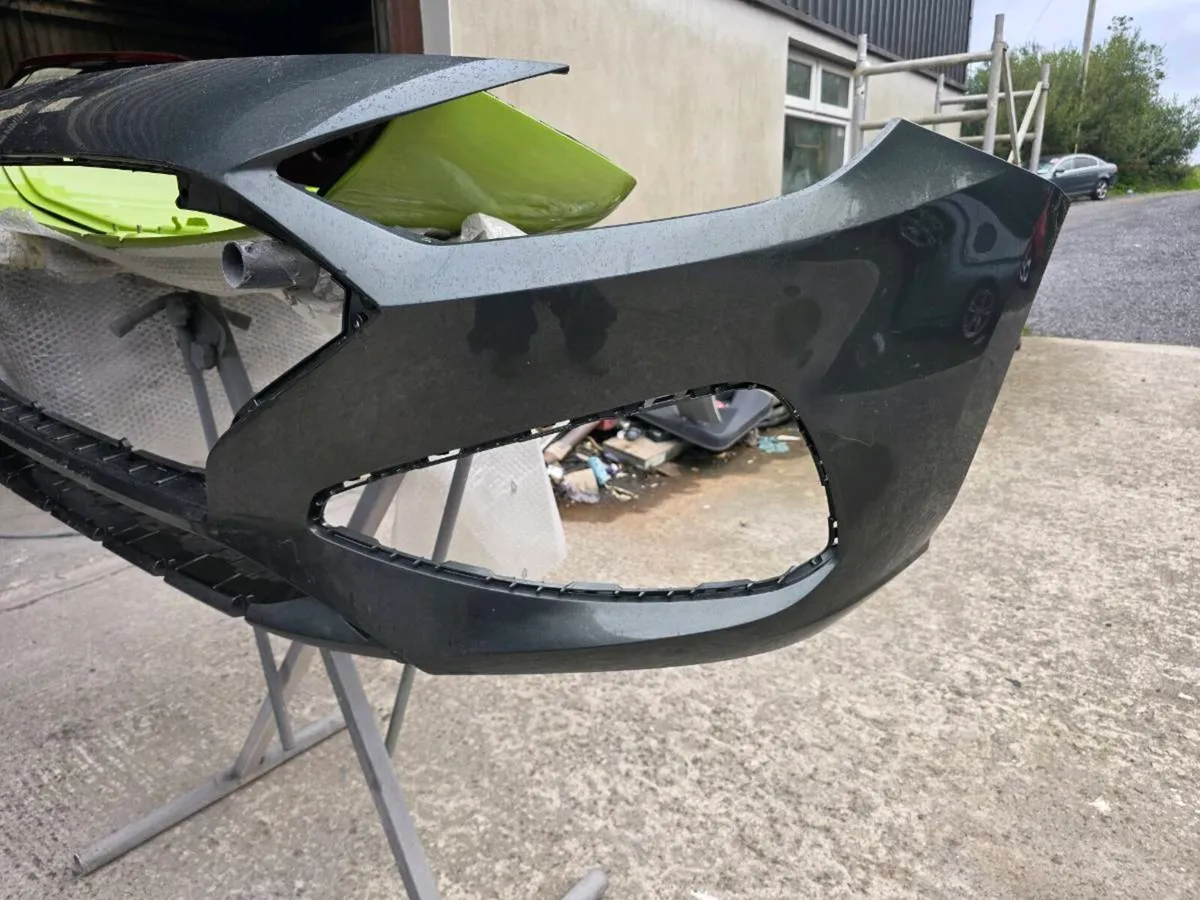 Hyundai i30 front bumper - Image 4