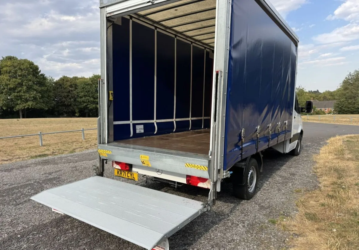 2022 Mercedes-Benz Sprinter CurtainSider Van - Image 3