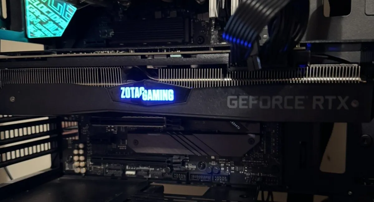 GeForce RTX 2070 AMP Extreme Core 8GB Gpu - Image 3