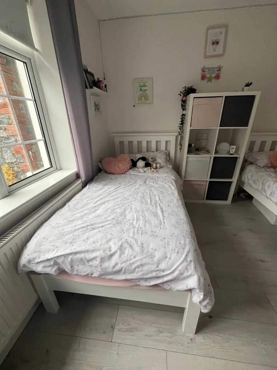 2 x Single Lily Beds - Image 4