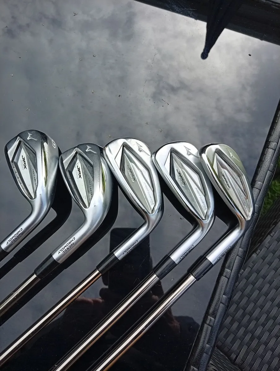 golf clubs - Image 1