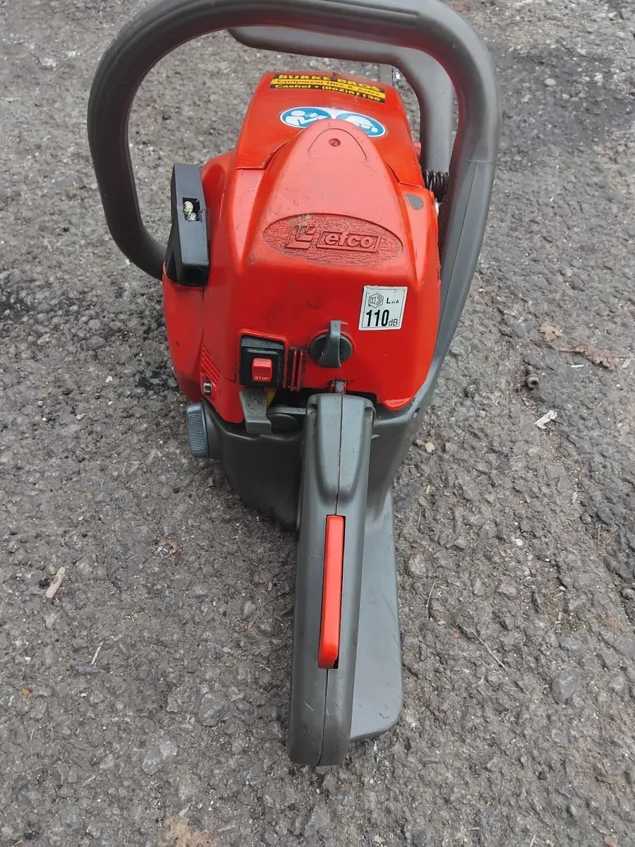 Efco chainsaw running 100-percent perfect - Image 2