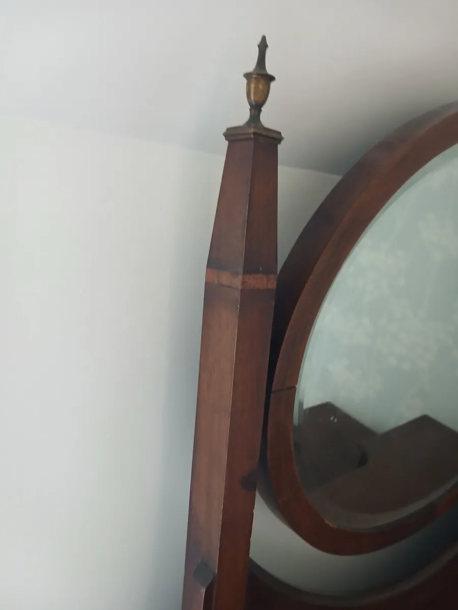 Dressing table - Image 2