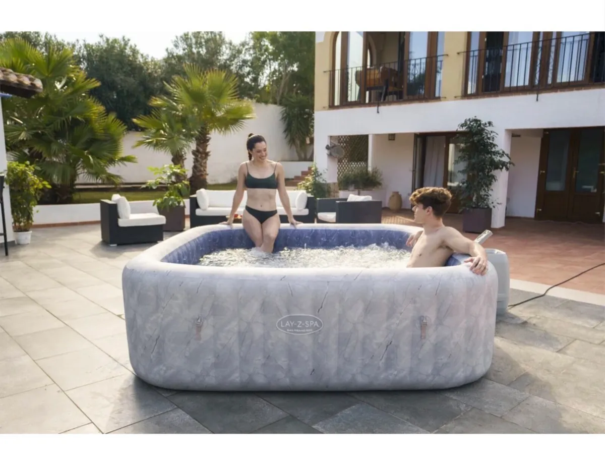 Lay-Z-Spa San Francisco HydroJet Pro™ Hot Tub - Image 2