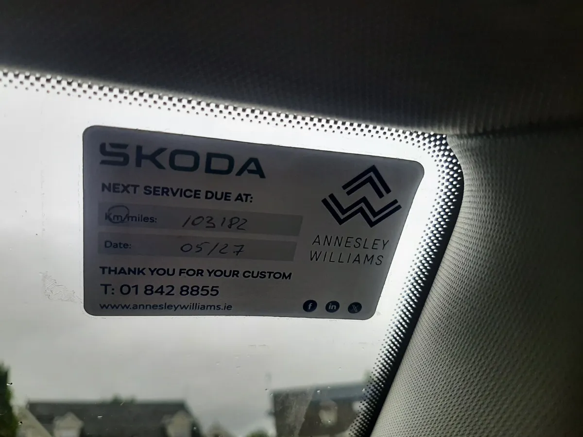 SKODA YETI 2017 AUTOMATIC, 89000 KM - Image 2