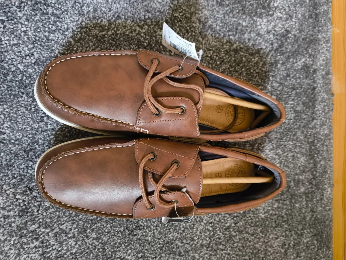 Men's Classic Boat Shoe - Image 2